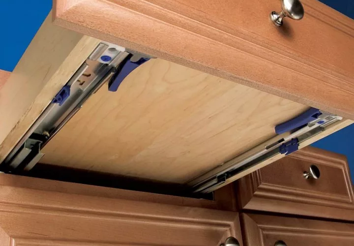 Sliding drawers repair in Dubai